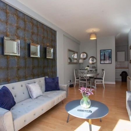 Modern And Refurbished Flat In Merchant City Глазгоу Екстериор снимка