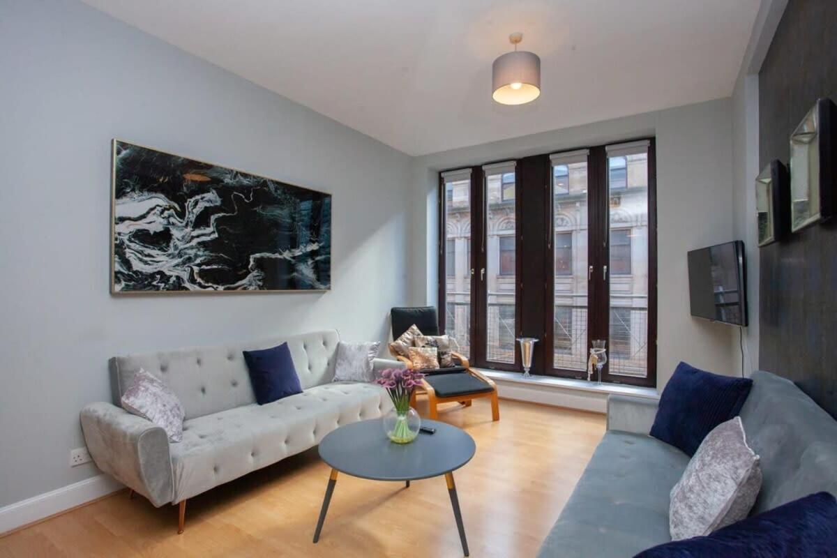 Modern And Refurbished Flat In Merchant City Глазгоу Екстериор снимка